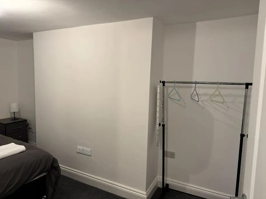 2Bed Central Gloucester- Contractors Welcome GLOUCESTERSHIRE Apartment